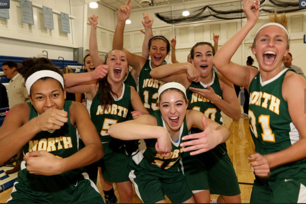 ladylionsbeatgil-12-16-16