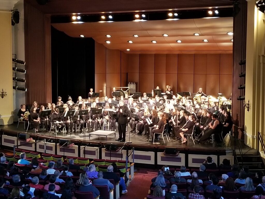 photo of concert stage at TCNJ